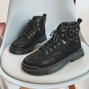 The new style of men's boots 2020 autumn winter British workwear high-top all-match short Martin's men's boots mens boots 
The new style of men's boots 2020 autumn winter British workwear high-top all-match short Martin's men's boots mens boots