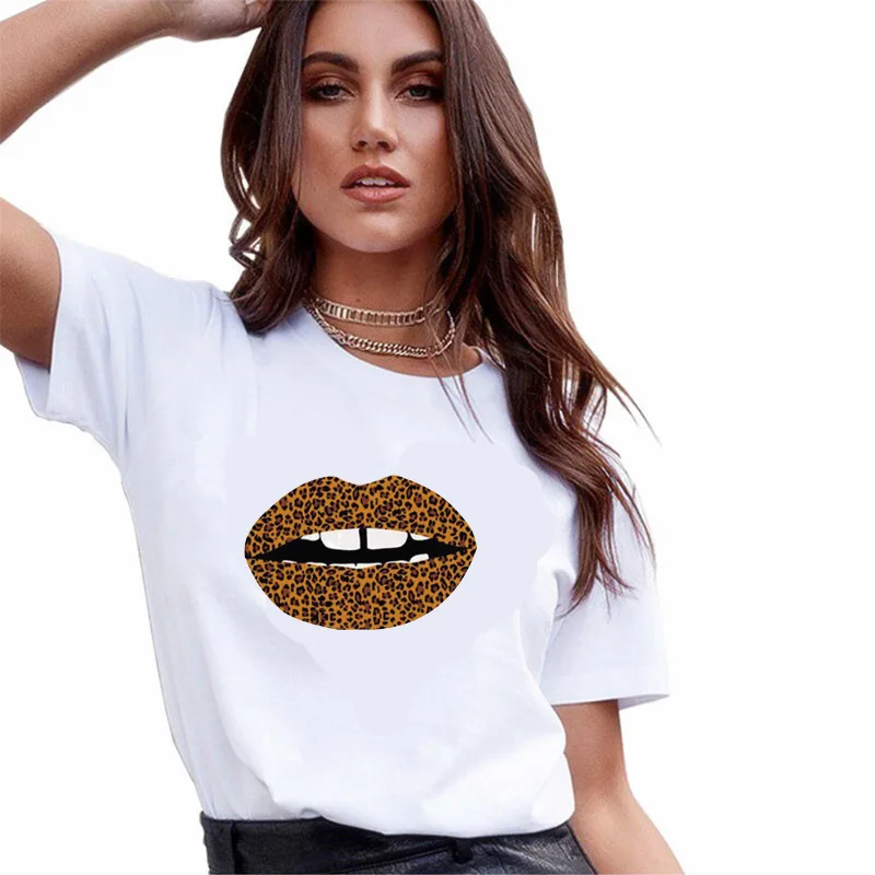 Camiseta de manga corta con estampado de leopardo y latido del corazón para mujer, ropa estampada de Harajuku, Tops Retro, noved
Camiseta de manga corta con estampado de leopardo y latido del corazón para mujer, ropa estampada de Harajuku, Tops Retro, noved
