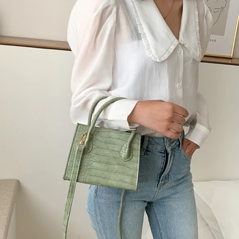 Women Small Crocodile Pattern Solid Color PU Leather Crossbody Bags 2020 Summer Lady Shoulder Handbags Female Simple Totes
Women Small Crocodile Pattern Solid Color PU Leather Crossbody Bags 2020 Summer Lady Shoulder Handbags Female Simple Totes