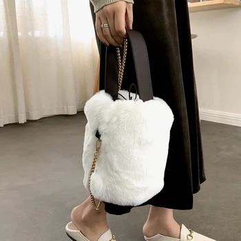 Elegant Female Tote Bucket Bag 2020 Winter Fashion New Quality Soft Plush Women's Designer Handbag Chain Shoulder Messenger Bag 
Elegant Female Tote Bucket Bag 2020 Winter Fashion New Quality Soft Plush Women's Designer Handbag Chain Shoulder Messenger Bag
