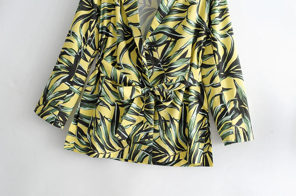 2019 Autumn New Style Western Style Casual Loose Fashion Printed with Belt Suit Jacket
2019 Autumn New Style Western Style Casual Loose Fashion Printed with Belt Suit Jacket