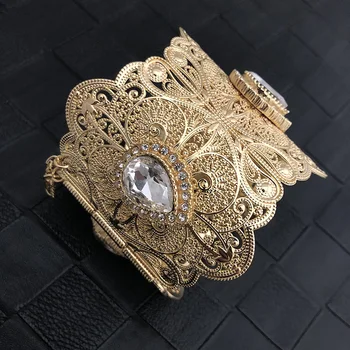 New Dubai Vintage Hollow Flower Bangle Plus Size Indian Side Open Cuff Bracelet For Women Moroccan Traditional Wedding Jewelry
New Dubai Vintage Hollow Flower Bangle Plus Size Indian Side Open Cuff Bracelet For Women Moroccan Traditional Wedding Jewelry