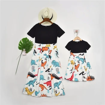 Short Sleeve Mother Daughter Dinosaur Print Dress Mommy and Me Cute Kids Princess Dresses for Girls Family Look Matching Clothes 
Short Sleeve Mother Daughter Dinosaur Print Dress Mommy and Me Cute Kids Princess Dresses for Girls Family Look Matching Clothes