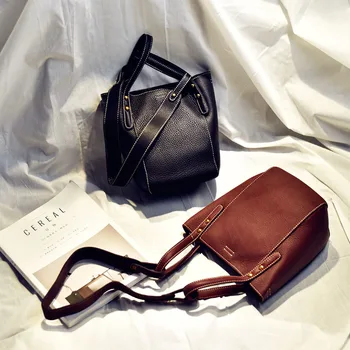 Genuine leather female bag first layer soft cowhide personality design bucket bag tote bag female bag
Genuine leather female bag first layer soft cowhide personality design bucket bag tote bag female bag