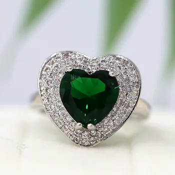 Engagement Ring VS 8mm Heart Cut Ring Emerald Ring Green Gemstone Ring 18k Gold Plated Ring Cooper Ring Green CZ Ring Gemstone 
Engagement Ring VS 8mm Heart Cut Ring Emerald Ring Green Gemstone Ring 18k Gold Plated Ring Cooper Ring Green CZ Ring Gemstone