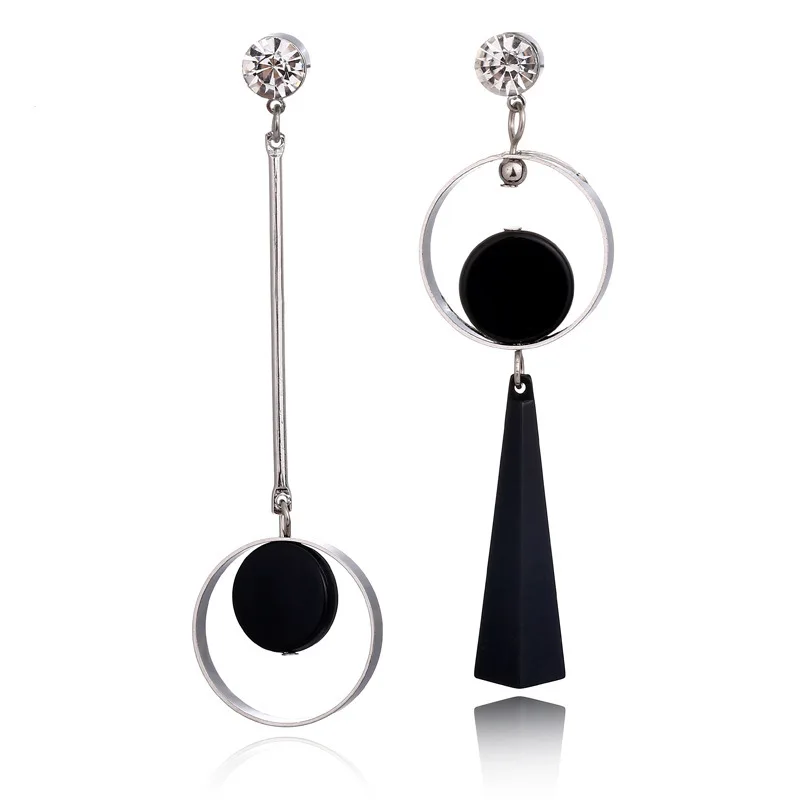 NEW Asymmetric AB Circle Tassel Earrings for Women Long Pendant Earings Fashion Jewelry Statement Geometric Vorbellen Voor Vrouw
NEW Asymmetric AB Circle Tassel Earrings for Women Long Pendant Earings Fashion Jewelry Statement Geometric Vorbellen Voor Vrouw