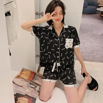 Pajamas Women Sleepwear 2PCS Shirt&Pants Casual Satin Nightwear Nightgown Print Bathrobe Pyjamas Silky Intimate Lingerie 
Pajamas Women Sleepwear 2PCS Shirt&Pants Casual Satin Nightwear Nightgown Print Bathrobe Pyjamas Silky Intimate Lingerie