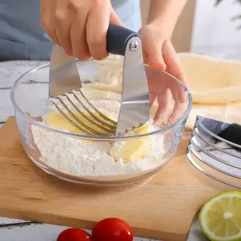 Stainless steel flour mixer baking utensils powder mixer butter beater Dough Mixers Pastry Mixer kitchen gadget
Stainless steel flour mixer baking utensils powder mixer butter beater Dough Mixers Pastry Mixer kitchen gadget
