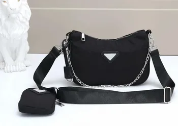 2020 Luxury Brand Shoulder Bag Women Fashion Designer Handbag High Quality Crossbody Bag Chain black Canvas Bag 
2020 Luxury Brand Shoulder Bag Women Fashion Designer Handbag High Quality Crossbody Bag Chain black Canvas Bag