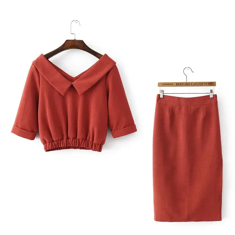 Solid Color plus Velvet Short Hoodie Women's Autumn And Winter New Style Korean-style Horizontal Neck off-Shoulder Casual Versat
Solid Color plus Velvet Short Hoodie Women's Autumn And Winter New Style Korean-style Horizontal Neck off-Shoulder Casual Versat