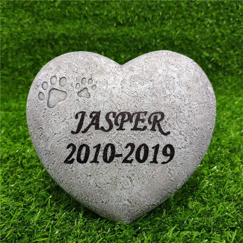 New Cat Dog Heart Shaped Paw Print Remembrance Memorial Stone Grave Marker for Outdoor Tombstone Or Indoor Display Pet Gift.
New Cat Dog Heart Shaped Paw Print Remembrance Memorial Stone Grave Marker for Outdoor Tombstone Or Indoor Display Pet Gift.