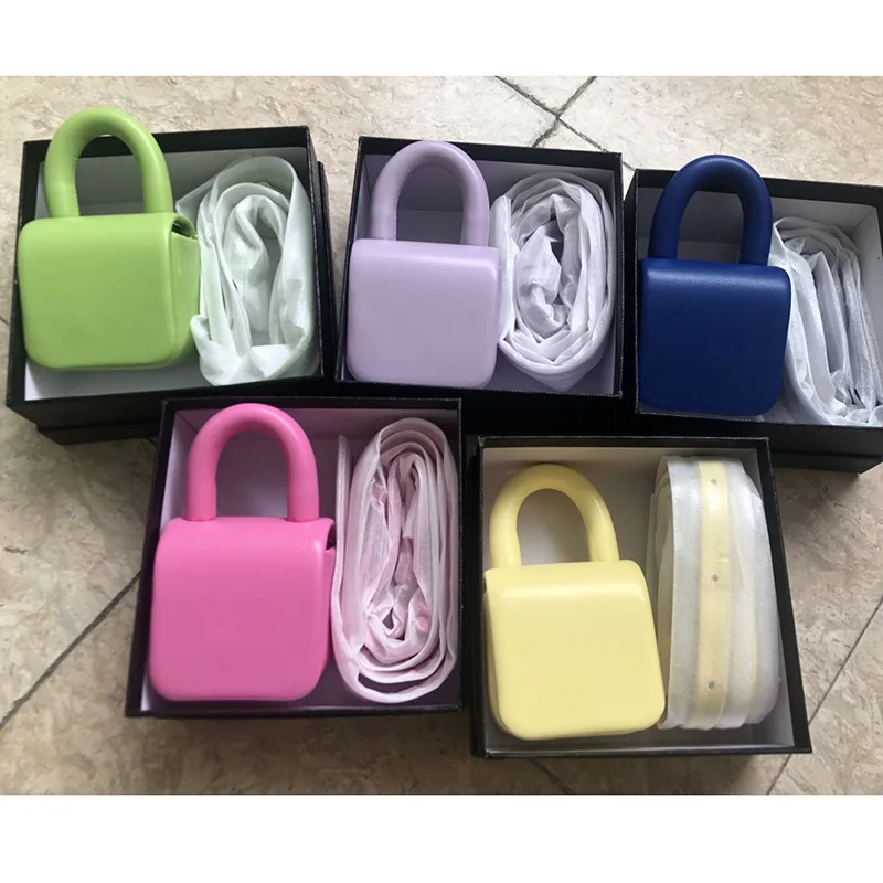 2021 New Stylish Headphone Women Bags Designer Taotao Small MINI Square Portable Handbag Messenger Shoulder Green Candy Box
2021 New Stylish Headphone Women Bags Designer Taotao Small MINI Square Portable Handbag Messenger Shoulder Green Candy Box