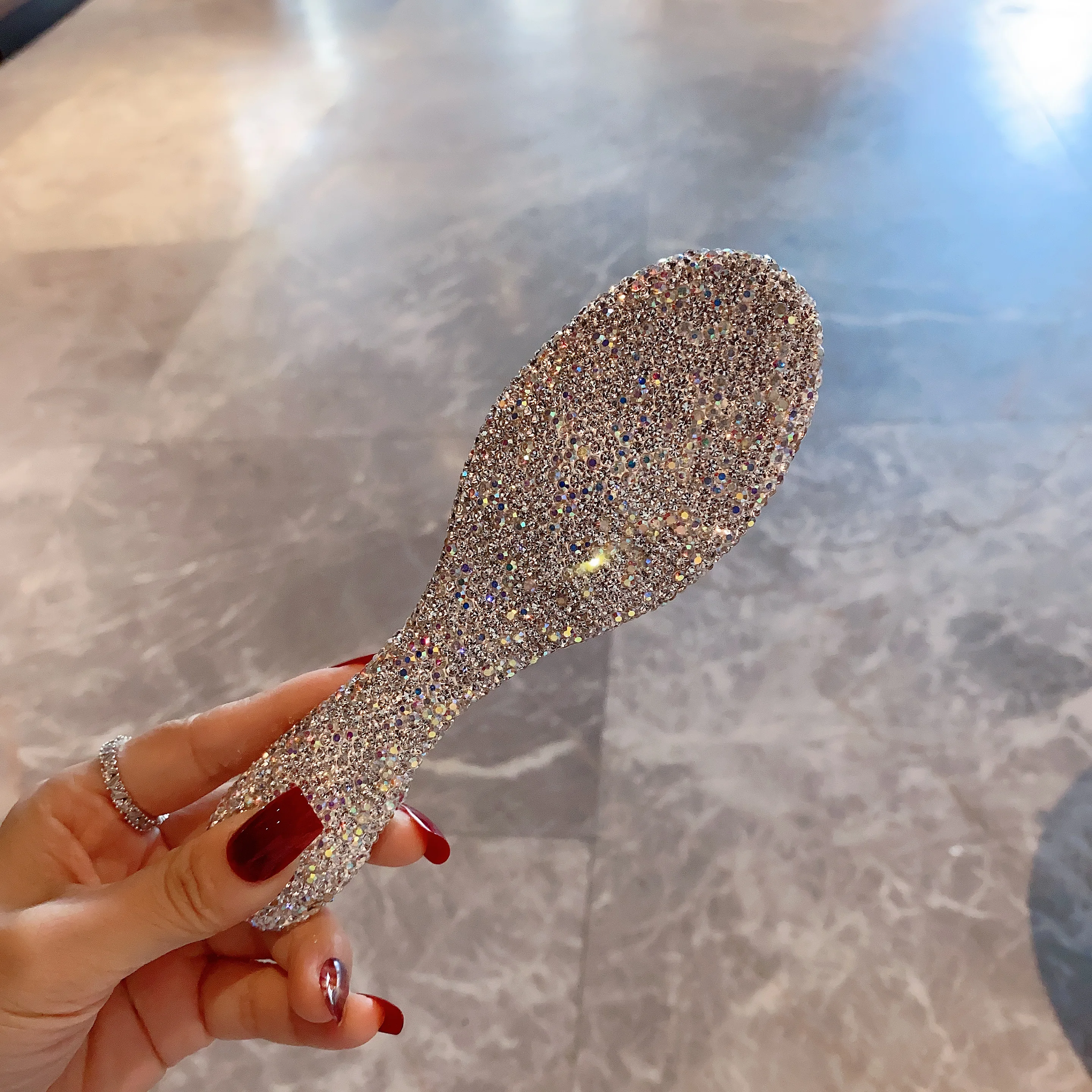 All Rhinestone Hair Brushes Wood Oval Massage Comb Anti Static Hair Comb Hairdressing Tool Detangling Hair Combs for Kids Women
All Rhinestone Hair Brushes Wood Oval Massage Comb Anti Static Hair Comb Hairdressing Tool Detangling Hair Combs for Kids Women