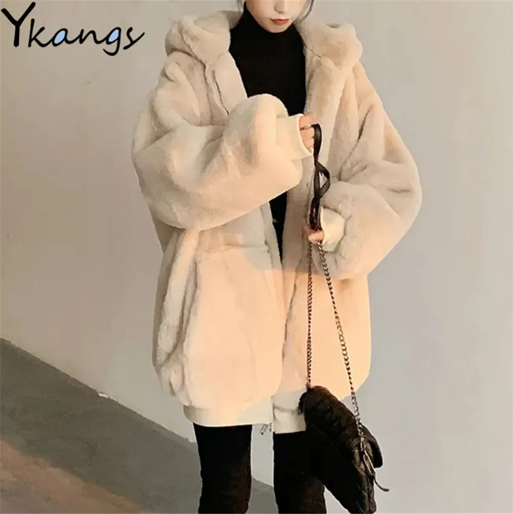 Кавайные зимние Утепленные Пальто с капюшоном 2021 модное плюшевое пальто женская
