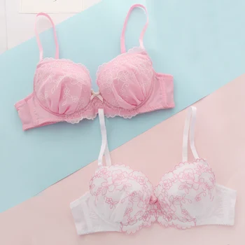2019 Japanese thin section comfortable bra cute girl chiffon bra set thin embroidery student underwear 2964
2019 Japanese thin section comfortable bra cute girl chiffon bra set thin embroidery student underwear 2964