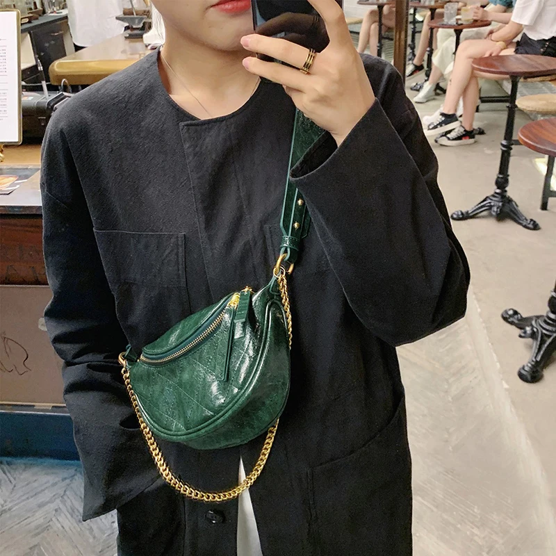 Mihaivina Women Shoulder Bag Leather Chest Pack Small Crossbody Saddle Bags For Women Vintage Chain Chest Bag Ladies Handbag
Mihaivina Women Shoulder Bag Leather Chest Pack Small Crossbody Saddle Bags For Women Vintage Chain Chest Bag Ladies Handbag