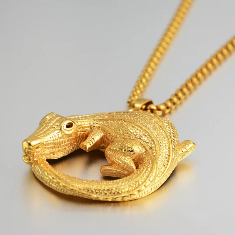 New Hip Hop Crocodile Disc Pendant Necklace Gold Color Chains Titanium Steel Pendant For Mens Fashion Jewelry Gifts
New Hip Hop Crocodile Disc Pendant Necklace Gold Color Chains Titanium Steel Pendant For Mens Fashion Jewelry Gifts