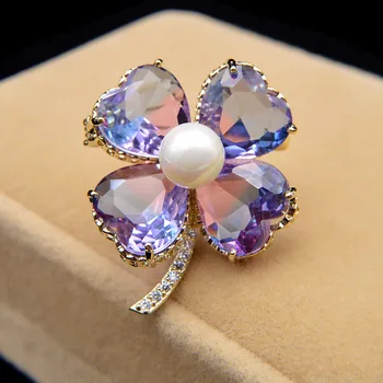 CINDY XIANG Omber Color Cubic Zirconia Clover Brooches For Women Shining New Beautiful Flower Pin Elegant Wedding Brooch
CINDY XIANG Omber Color Cubic Zirconia Clover Brooches For Women Shining New Beautiful Flower Pin Elegant Wedding Brooch