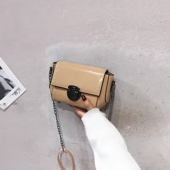 Women Bags 2019 Fashion Wild Retro Chain Small Square Wild Shoulder Messenger sac main femme handtassen dames torebka damska 
Women Bags 2019 Fashion Wild Retro Chain Small Square Wild Shoulder Messenger sac main femme handtassen dames torebka damska