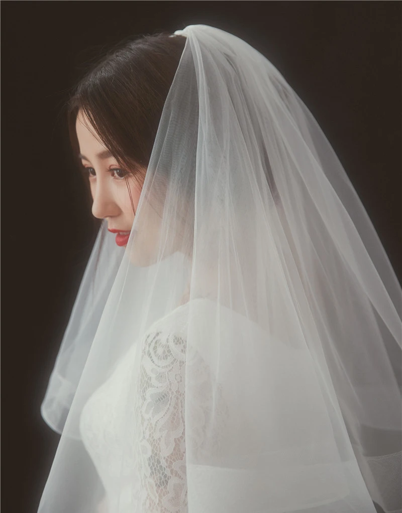 70-90CM Wedding Veil with comb double layers Ivory Bridal Veil Soft Wedding Accessories
70-90CM Wedding Veil with comb double layers Ivory Bridal Veil Soft Wedding Accessories