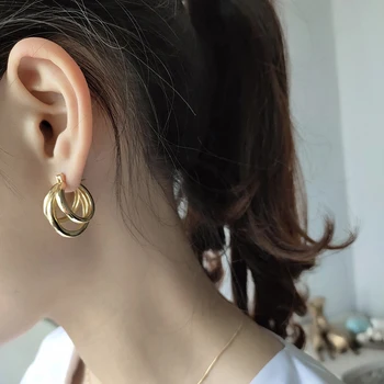 18K gold multilayer Hoop Earrings 925 Silver Boho Silver Jewelry Korea Minimalism Brincos Pendientes Charm Earrings for Women
18K gold multilayer Hoop Earrings 925 Silver Boho Silver Jewelry Korea Minimalism Brincos Pendientes Charm Earrings for Women
