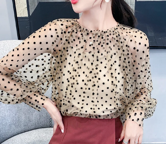 2019 Autumen Long Sleeve Women Dot Mesh Blouses Lady Transparent Long Sleeve Dot Pullovers Tops Female Loose Dot Tulle Tops
2019 Autumen Long Sleeve Women Dot Mesh Blouses Lady Transparent Long Sleeve Dot Pullovers Tops Female Loose Dot Tulle Tops
