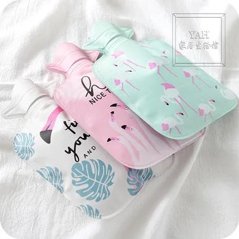 Cartoon Cute Small Hot Water Bag Water Explosion-proof Warm Hand Treasure Filled with Water Pain Through The Warm Water Bag
Cartoon Cute Small Hot Water Bag Water Explosion-proof Warm Hand Treasure Filled with Water Pain Through The Warm Water Bag