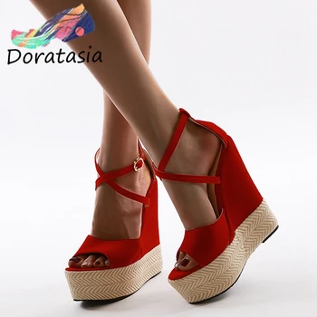 DORATASIA Sexy Women Cross Tied Wedges Shoes 2020 Straw Heel Designer Sandals Women Summer Open Toe Platform Sandals 
DORATASIA Sexy Women Cross Tied Wedges Shoes 2020 Straw Heel Designer Sandals Women Summer Open Toe Platform Sandals