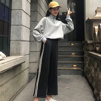 Spring Pants Women Spring Summer Solid Color Wide Leg Loose Elastic High Waist Straight Female Cotton Blend Casual Pants
Spring Pants Women Spring Summer Solid Color Wide Leg Loose Elastic High Waist Straight Female Cotton Blend Casual Pants