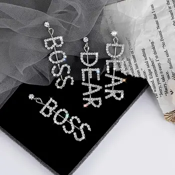 2020 Novelty CZ Crystal Long Letter Drop Earrings FOR Women Jewelry Rhinestone Letters BOSS DEAR Pendant Dangle Earrings Gift
2020 Novelty CZ Crystal Long Letter Drop Earrings FOR Women Jewelry Rhinestone Letters BOSS DEAR Pendant Dangle Earrings Gift