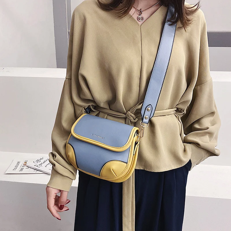 Woman Bag 2020 Summer New Fashion Hit Color Stitching Small Square Bag Quality PU Wide Shoulder Strap Shoulder Diagonal Bag Girl
Woman Bag 2020 Summer New Fashion Hit Color Stitching Small Square Bag Quality PU Wide Shoulder Strap Shoulder Diagonal Bag Girl