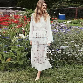 Summer new Bohemian travel holiday beach dress folk style restore ancient ways long sleeve embroidery long dress 
Summer new Bohemian travel holiday beach dress folk style restore ancient ways long sleeve embroidery long dress