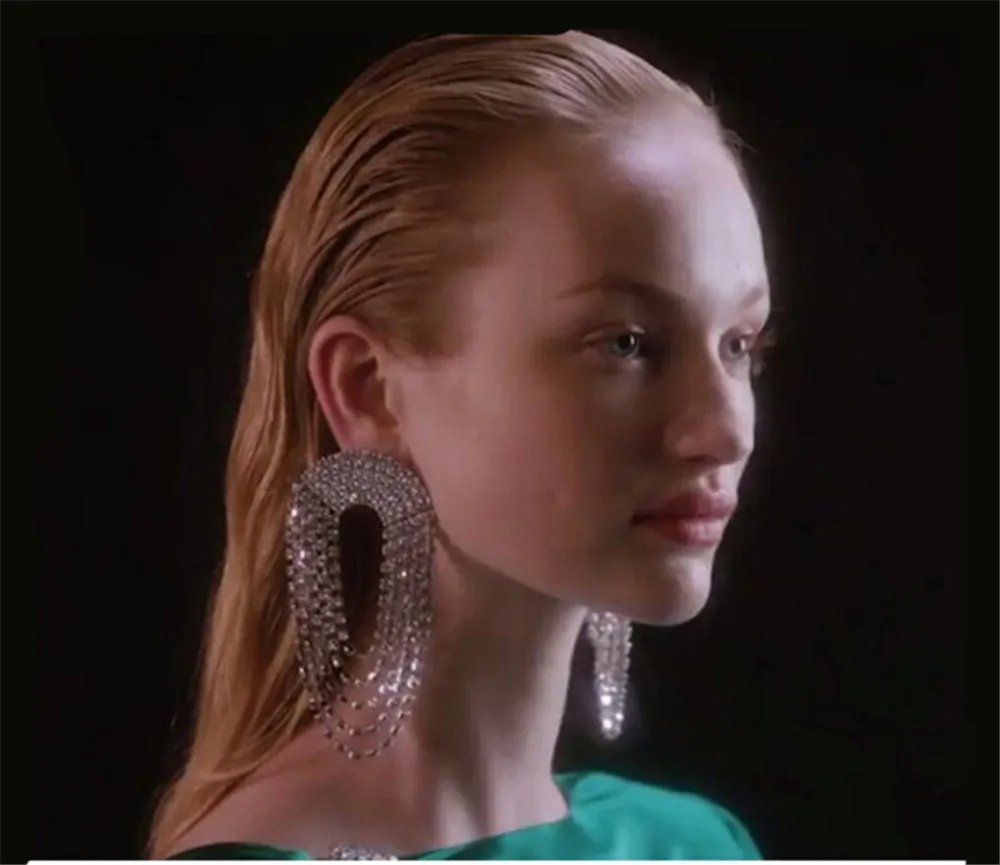 SexeMara New Arrival Full Rhinestone Chain Drop Dangle Earrings for Women Fashion Jewelry Bohemian Statement Earrings Accessory
SexeMara New Arrival Full Rhinestone Chain Drop Dangle Earrings for Women Fashion Jewelry Bohemian Statement Earrings Accessory
