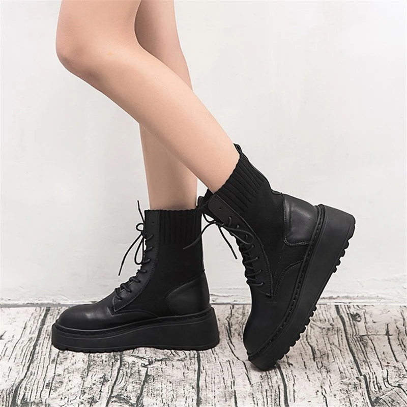 JIANBUDAN Casual Ankle boots Women's shoes autumn Platform wedge black fashion Motorcycle boots Pu leather Female Sock boots
JIANBUDAN Casual Ankle boots Women's shoes autumn Platform wedge black fashion Motorcycle boots Pu leather Female Sock boots