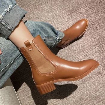 Ladies Elegant Cow Patent Leather Chelsea Boots Autumn Winter Square Heels Black Brown Shoes Woman Dress Party Ankle Boots 34-40
Ladies Elegant Cow Patent Leather Chelsea Boots Autumn Winter Square Heels Black Brown Shoes Woman Dress Party Ankle Boots 34-40