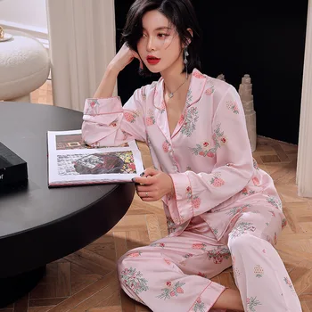 2020 Newest Pajamas for Women Two-piece Suit Ice Silk Women Printing Pajamas Set Printed Home Clothes Long Sleeve Cardigan
2020 Newest Pajamas for Women Two-piece Suit Ice Silk Women Printing Pajamas Set Printed Home Clothes Long Sleeve Cardigan