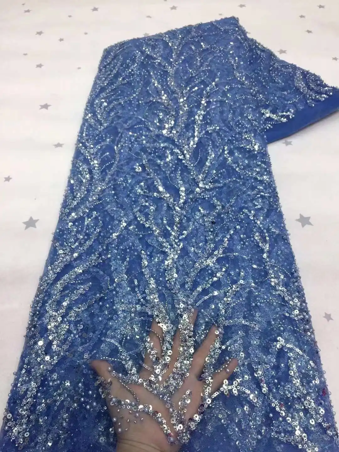 5 yards sequined fabric With beads Embroidery French tulle net lace Africa fabric for Party evening dress wedding dress
5 yards sequined fabric With beads Embroidery French tulle net lace Africa fabric for Party evening dress wedding dress