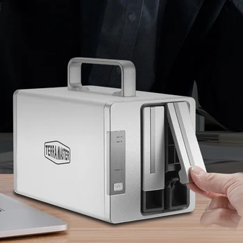 2 Bay HDD enclosure Raid 3.5inch SATA/2.5" SSD raid case dual thunderbolt 3 hp port high speed Video Workflows support 32TB hdd
2 Bay HDD enclosure Raid 3.5inch SATA/2.5" SSD raid case dual thunderbolt 3 hp port high speed Video Workflows support 32TB hdd