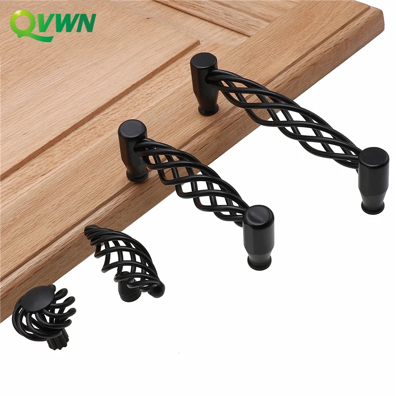 QVWN Bronze Bird Cage Handle Hollow European Black Handle Single Hole Cabinet Wardrobe Door Knob Handle American Furniture
QVWN Bronze Bird Cage Handle Hollow European Black Handle Single Hole Cabinet Wardrobe Door Knob Handle American Furniture