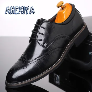 Handmade Business Dress Men Shoes Fashion Men Pointed Oxfords Shoes Gentleman Style Male Brock Shoe Non-slip Male Leather Shoe
Handmade Business Dress Men Shoes Fashion Men Pointed Oxfords Shoes Gentleman Style Male Brock Shoe Non-slip Male Leather Shoe