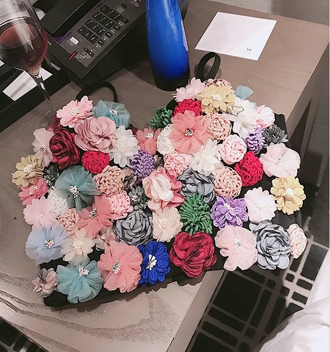 2019 Summer New Sexy Backless Three-dimensional Flowers Short Top Suspenders Women Girls Sweet Flower Sling Holiday Camisole
2019 Summer New Sexy Backless Three-dimensional Flowers Short Top Suspenders Women Girls Sweet Flower Sling Holiday Camisole