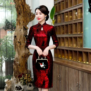 Big Size 6XL Women Velour Print Flower Mandarin Collar Cheongsam Chinese Traditional Half Sleeve Short Qipao Evening Party Dress
Big Size 6XL Women Velour Print Flower Mandarin Collar Cheongsam Chinese Traditional Half Sleeve Short Qipao Evening Party Dress