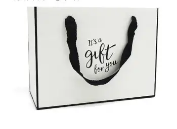 24*11.5*18cm 20pcs Large gift bags Plastic Boutique Packing Bags Shopping bags With handle White color
24*11.5*18cm 20pcs Large gift bags Plastic Boutique Packing Bags Shopping bags With handle White color