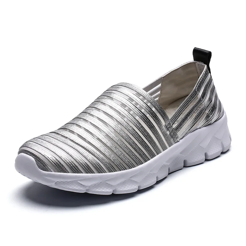 Foot Covering Mesh Shoes Women's Punched Sheet Surface Flat Slip-on Comfortable And Light Loafers Sports Casual Travel Maternity
Foot Covering Mesh Shoes Women's Punched Sheet Surface Flat Slip-on Comfortable And Light Loafers Sports Casual Travel Maternity