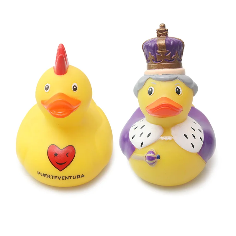 Cute British Queen Crest Style Duck Baby Bathing Bathing Water Toy Floating Squeeze Calling Baby Holiday Gift Decoration
Cute British Queen Crest Style Duck Baby Bathing Bathing Water Toy Floating Squeeze Calling Baby Holiday Gift Decoration