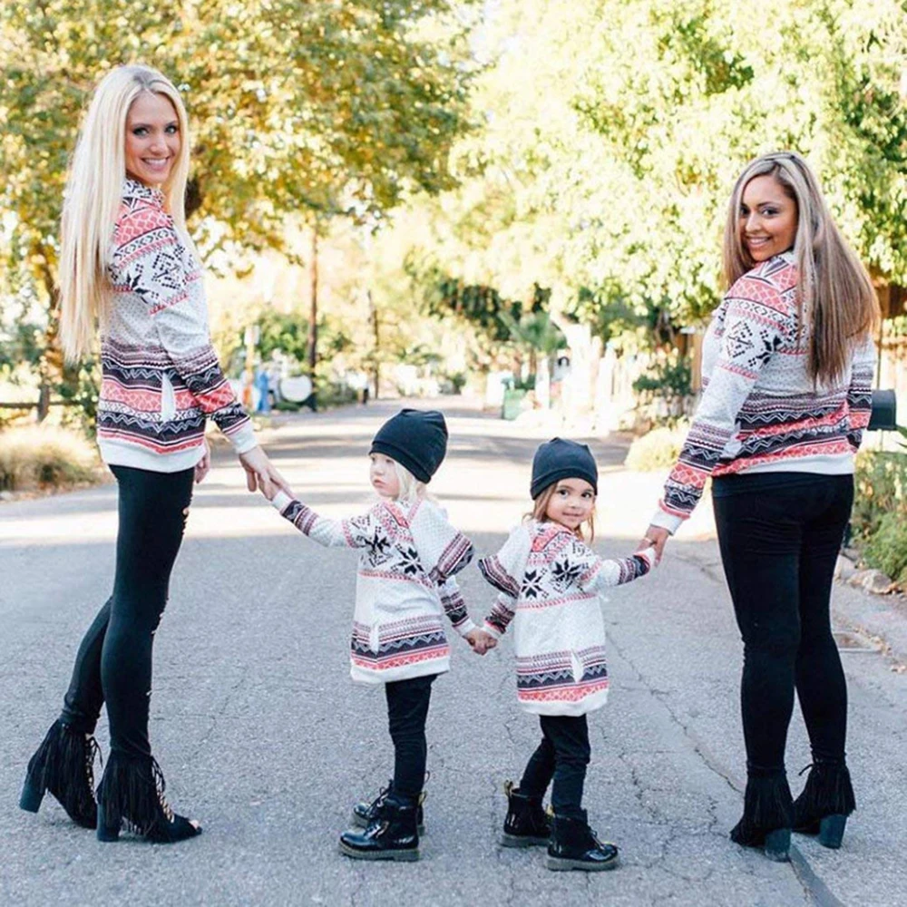 CYSINCOS Family Matching Sweaters Christmas Snowflake Print Sweatshirt Mom Son Outfits Mommy and Me Mother Daughter Xmas Clothes
CYSINCOS Family Matching Sweaters Christmas Snowflake Print Sweatshirt Mom Son Outfits Mommy and Me Mother Daughter Xmas Clothes