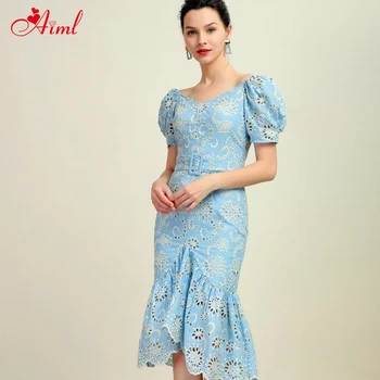Designer 2020 Fashion Runway Elegant Women Party Dress Summer Short sleeve Water soluble Embroidery Cutout Robe Blue Dress New
Designer 2020 Fashion Runway Elegant Women Party Dress Summer Short sleeve Water soluble Embroidery Cutout Robe Blue Dress New