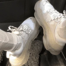 New Casual Designer Mens High Quality Meth Breathable Walking Comfortable Clear Sole Jogging Sneakers Triple S Shoes For Women
New Casual Designer Mens High Quality Meth Breathable Walking Comfortable Clear Sole Jogging Sneakers Triple S Shoes For Women