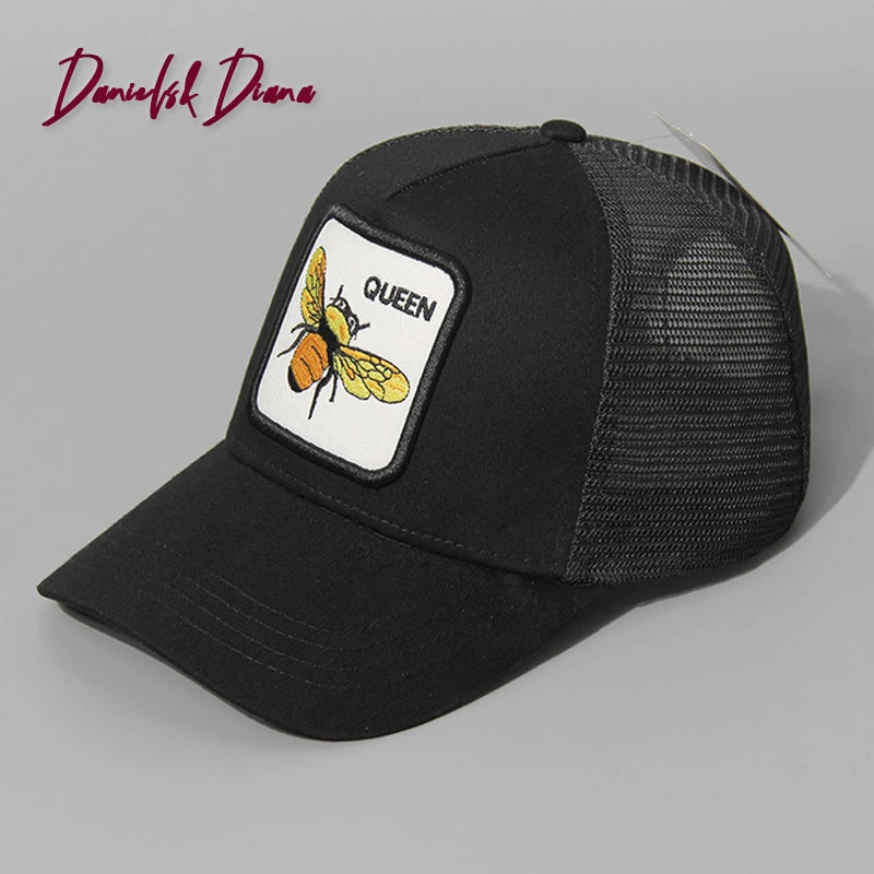 NEW Queen Bee Embroidered Fashion Mesh Baseball Cap Lovely Animals Caps Women & Men Snapback Cap Dad Hat Summer Adjustable
NEW Queen Bee Embroidered Fashion Mesh Baseball Cap Lovely Animals Caps Women & Men Snapback Cap Dad Hat Summer Adjustable
