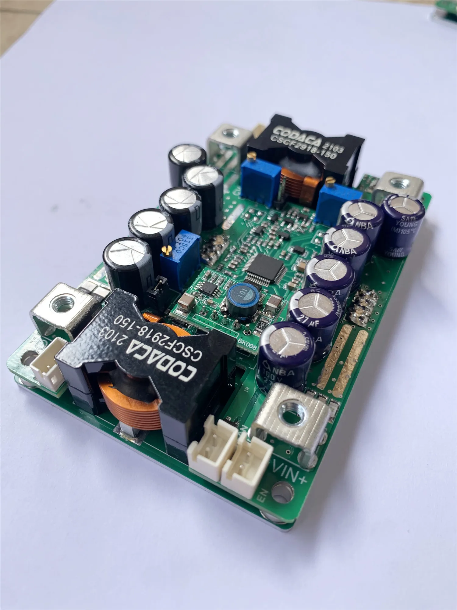 High Voltage 140V DC-DC Step-down Power Module Constant Voltage Constant Current High Power 3v-56v / 13a-40a
High Voltage 140V DC-DC Step-down Power Module Constant Voltage Constant Current High Power 3v-56v / 13a-40a